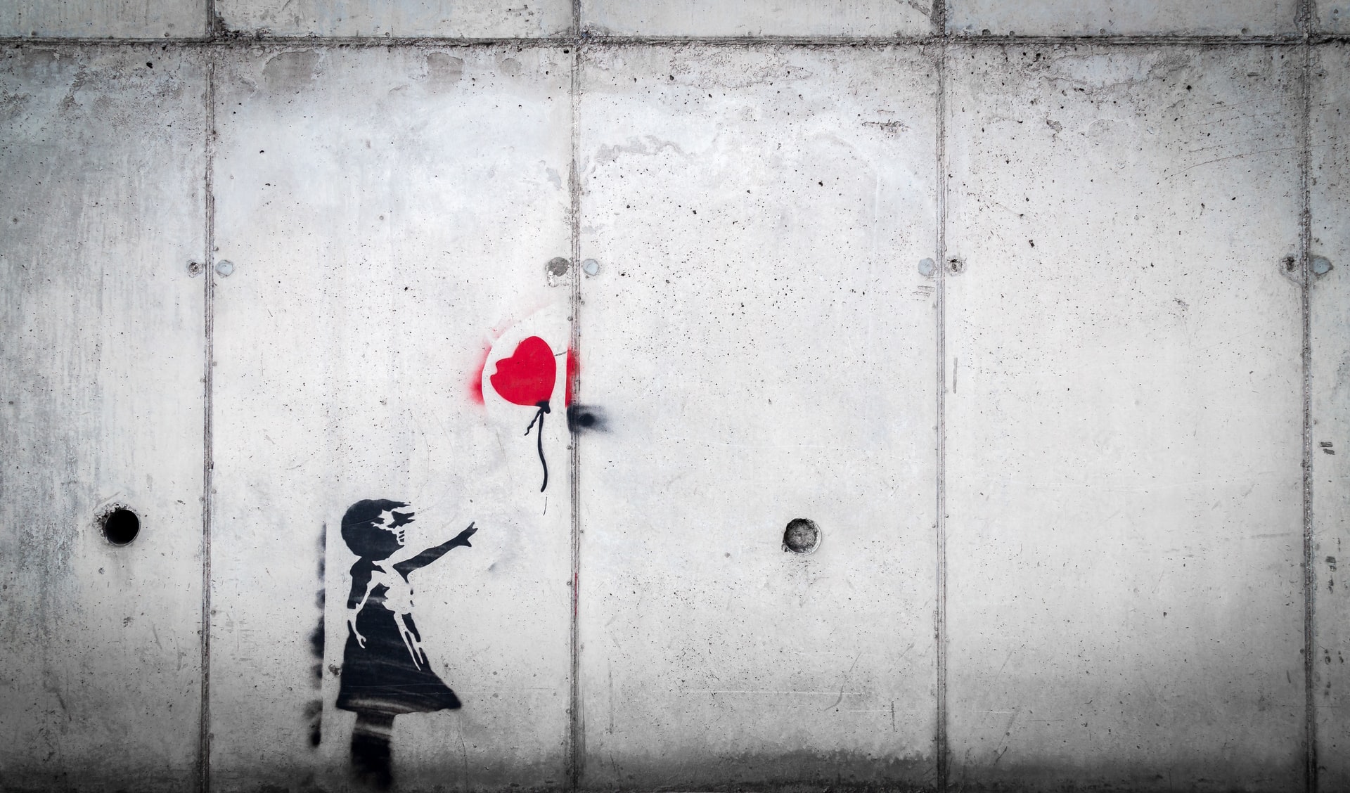 Photo by: Karim MANJRA on Unsplash)